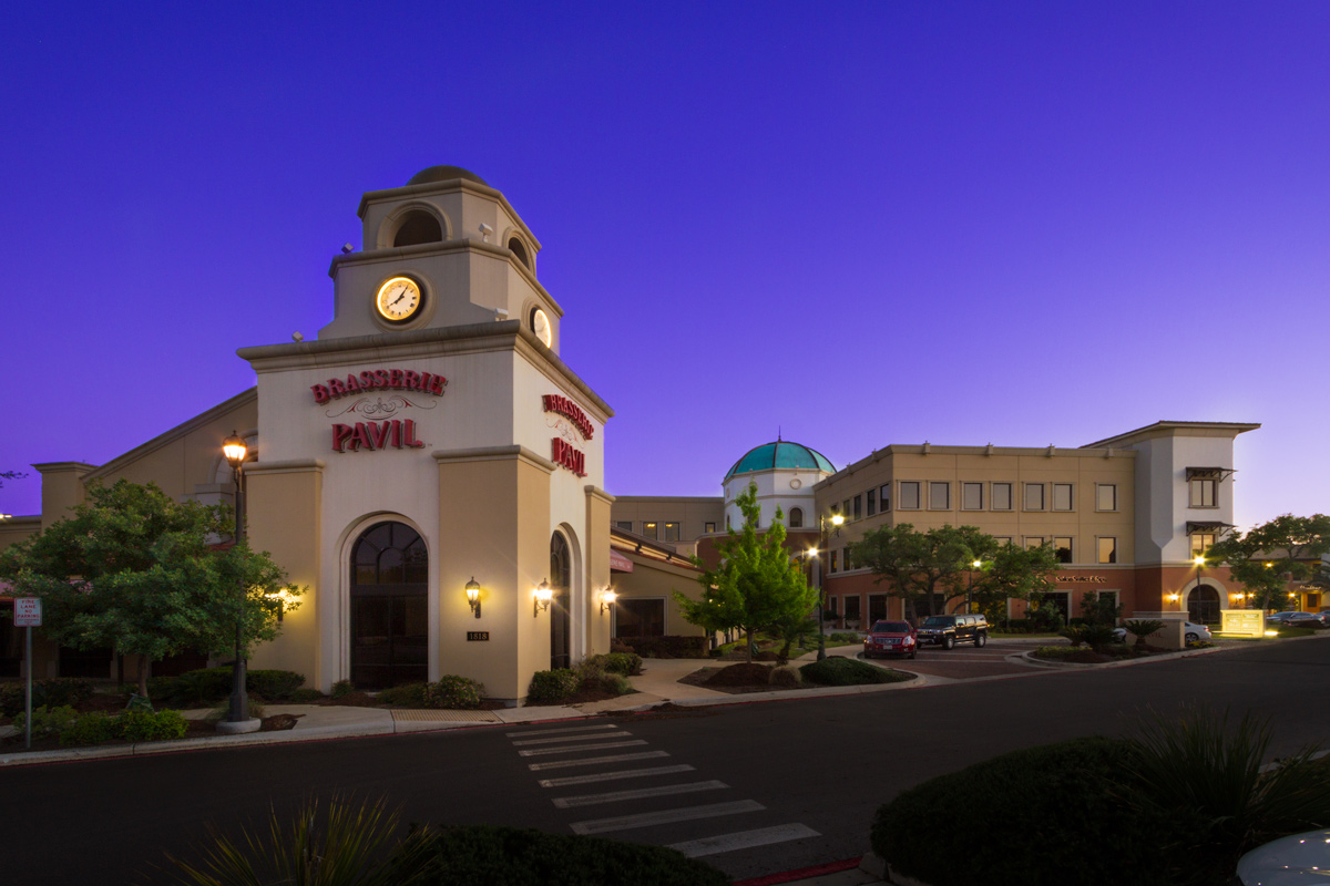 plaza-1